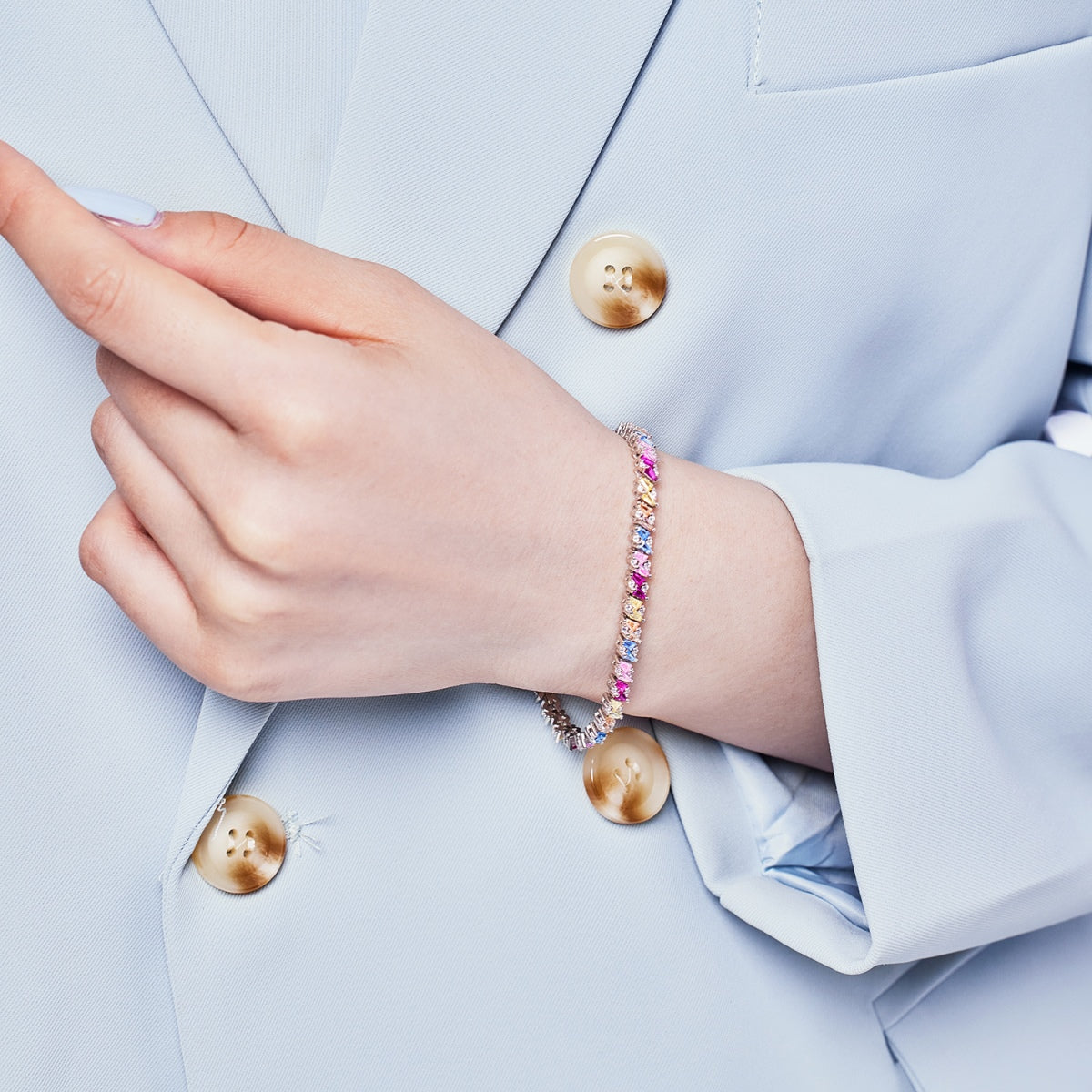 [Violet JW]Ornate Sparkling Multi Cut Party Bracelet