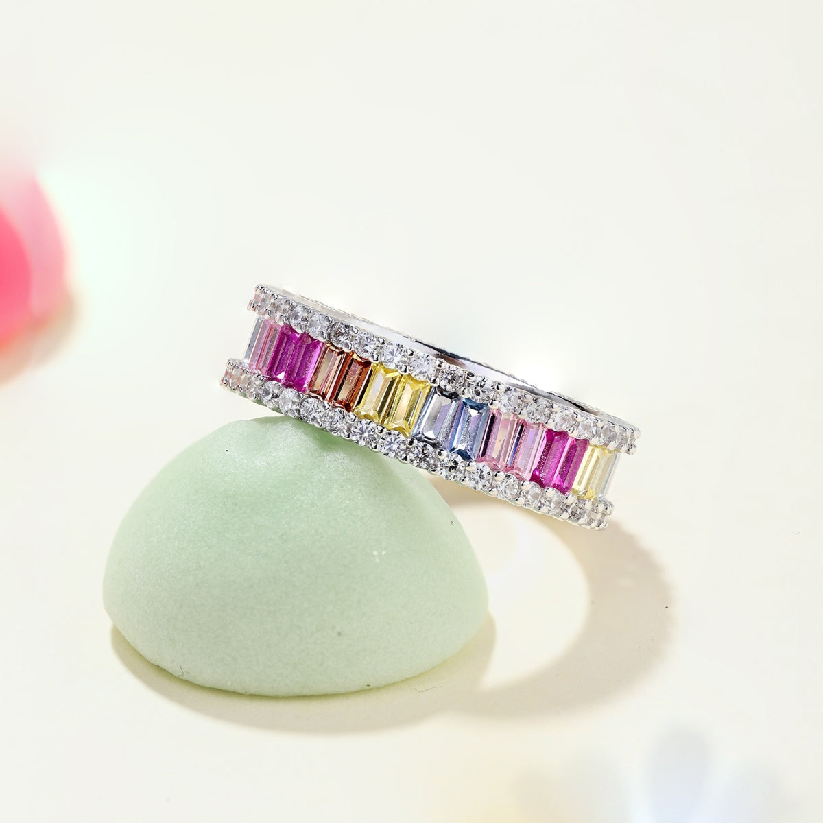 [Violet JW]Dainty Kaleidoscopic Emerald Cut Daily Ring