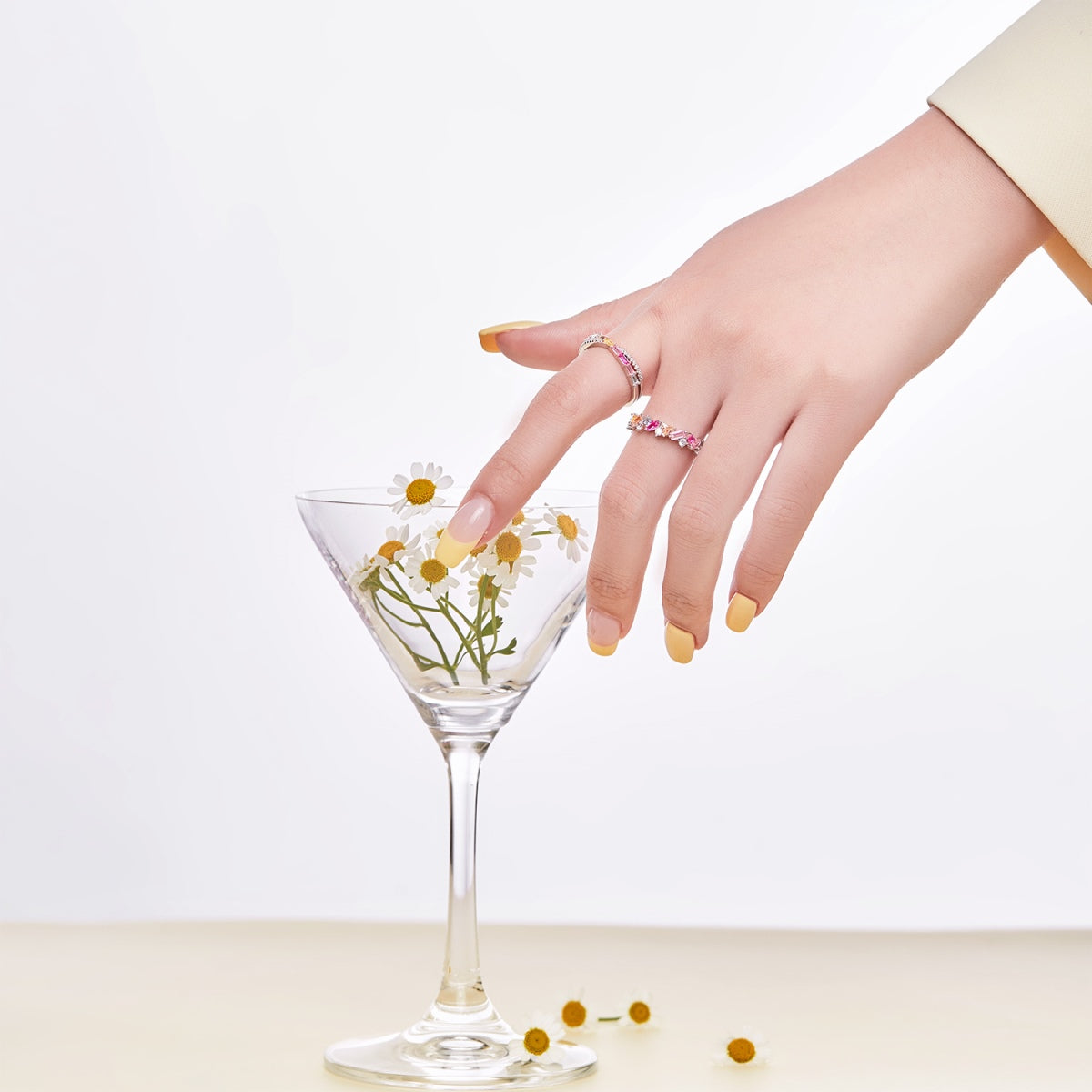 [Baslove]輝く多色マルチカットデイリーリング