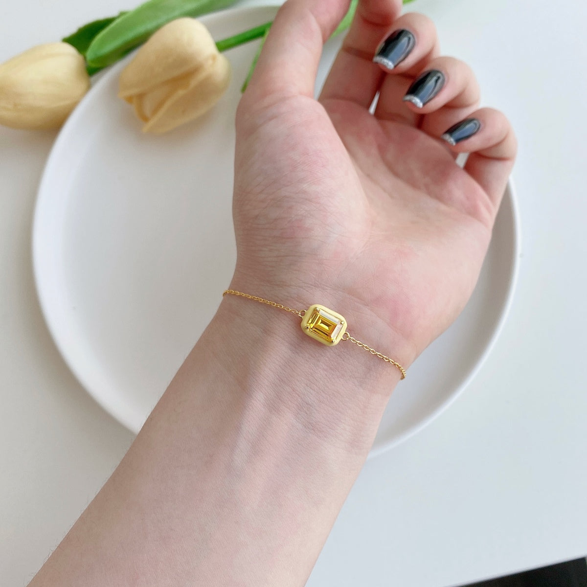 [Baslove]2,0 Karat funkelndes buntes Smaragdschliff-Tagesarmband