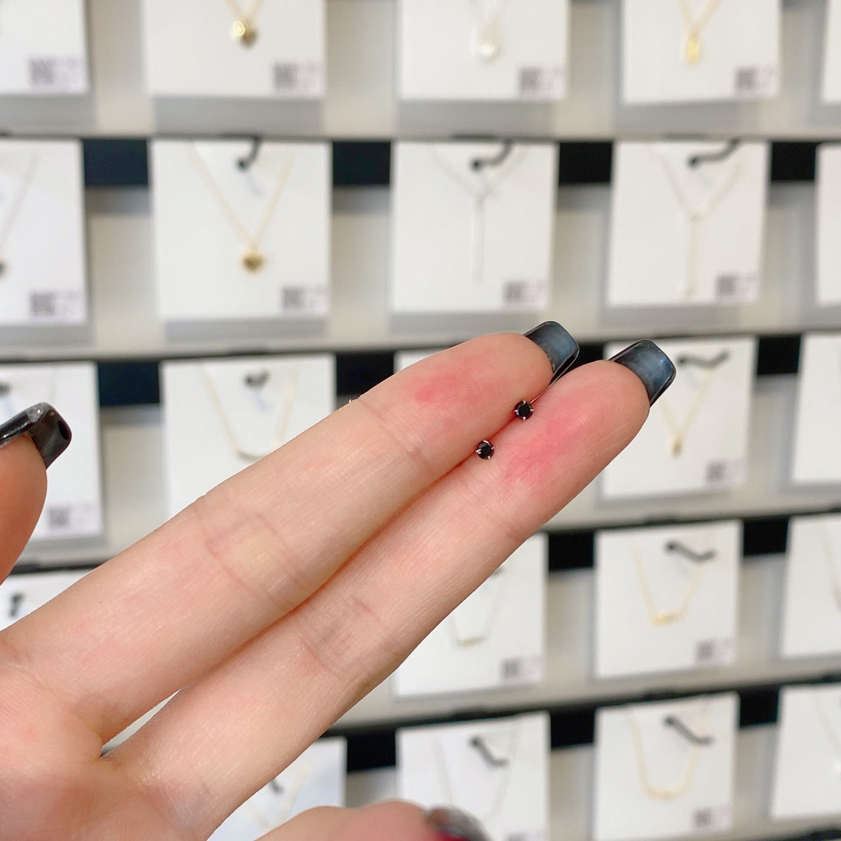 [Violet JW]Delicate Solitaire Earrings