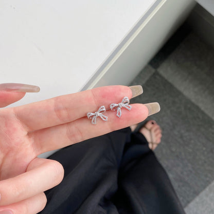 [Baslove]上品なリボン型ピアス