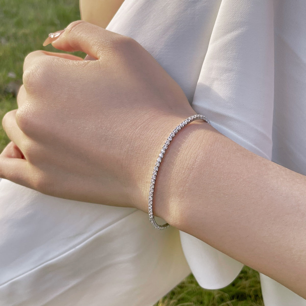 [Baslove] Strahlend buntes Party-Armband im Rundschliff