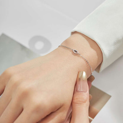 [Baslove]イーブルアイシェイプネックレス