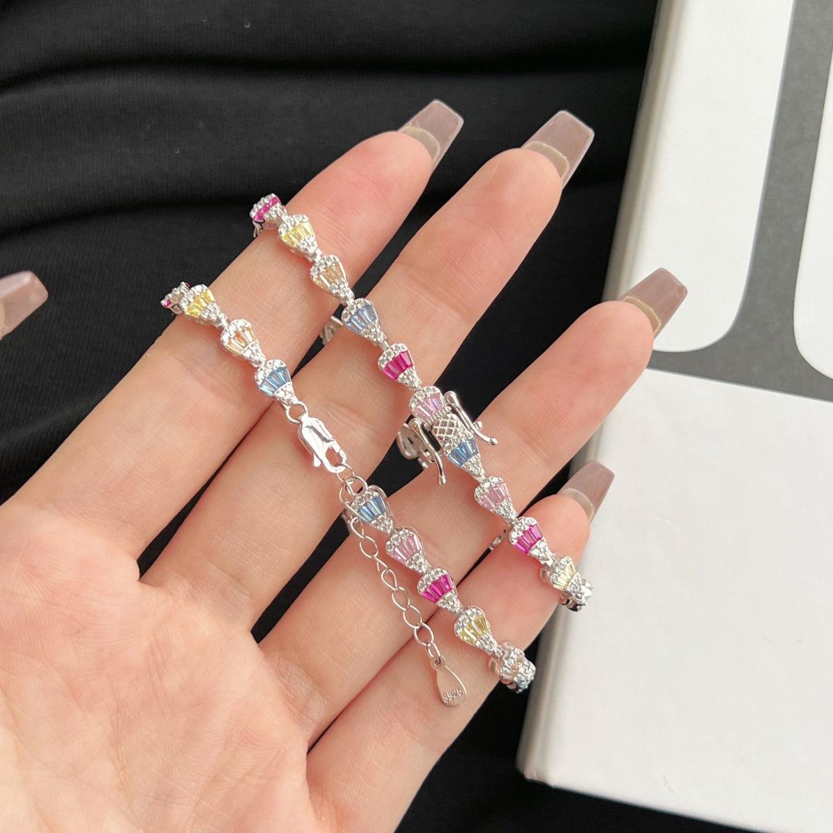 [Baslove]輝く水滴型デイリーブレスレット