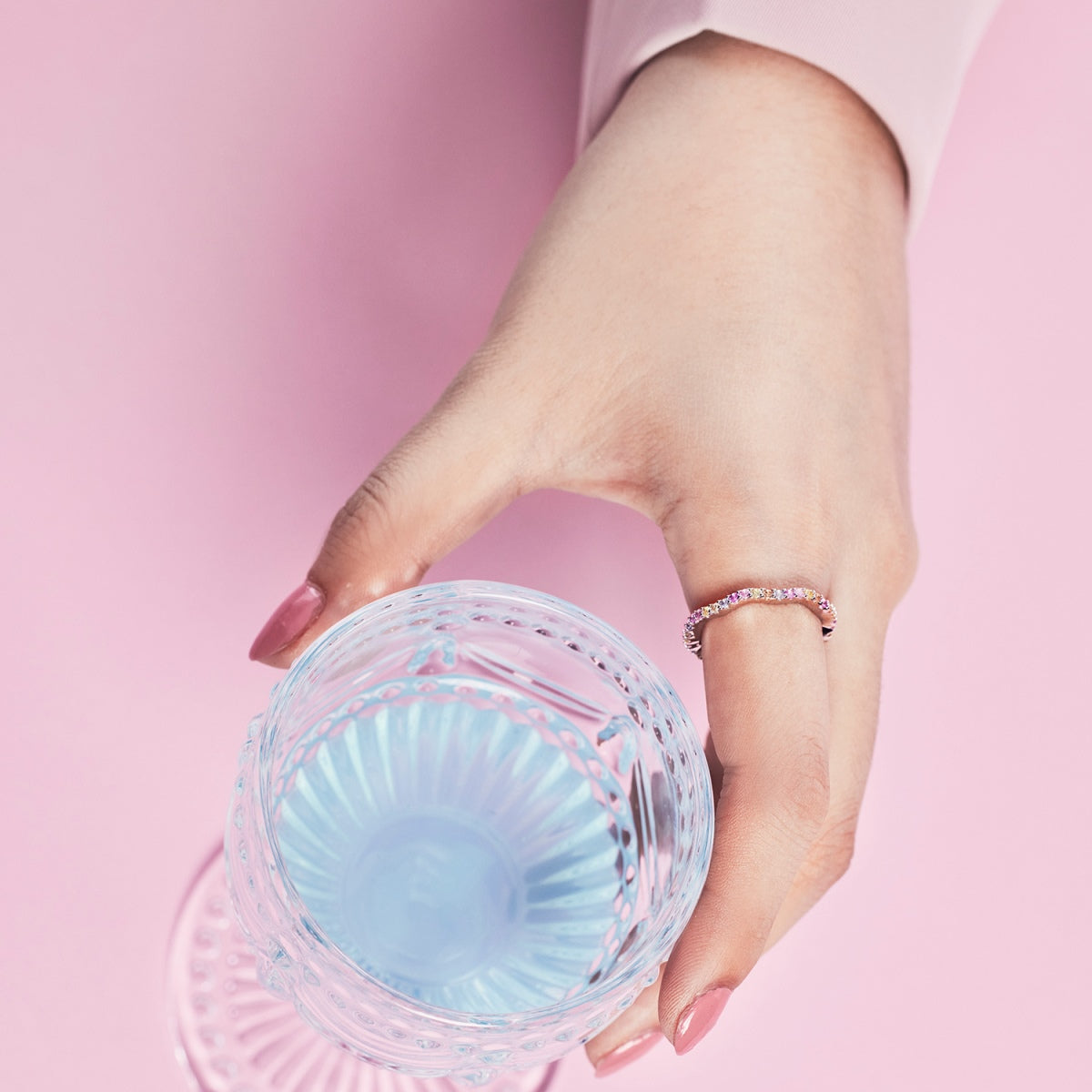 [Baslove]Zierlicher bunter Partyring im Rundschliff