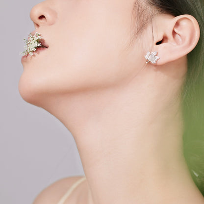 [Baslove]Exquisite Ohrringe mit Ahornblatt-Design