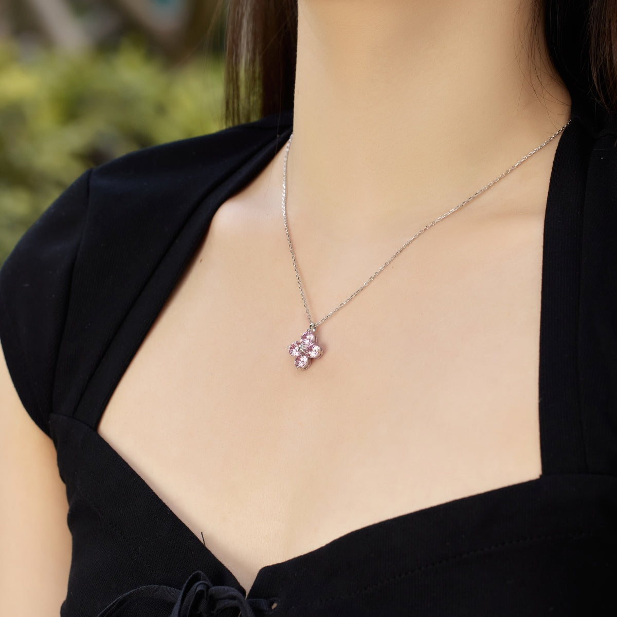 [Violet JW]Four-Leaf Clover And Eight-Pointed Star Necklace
