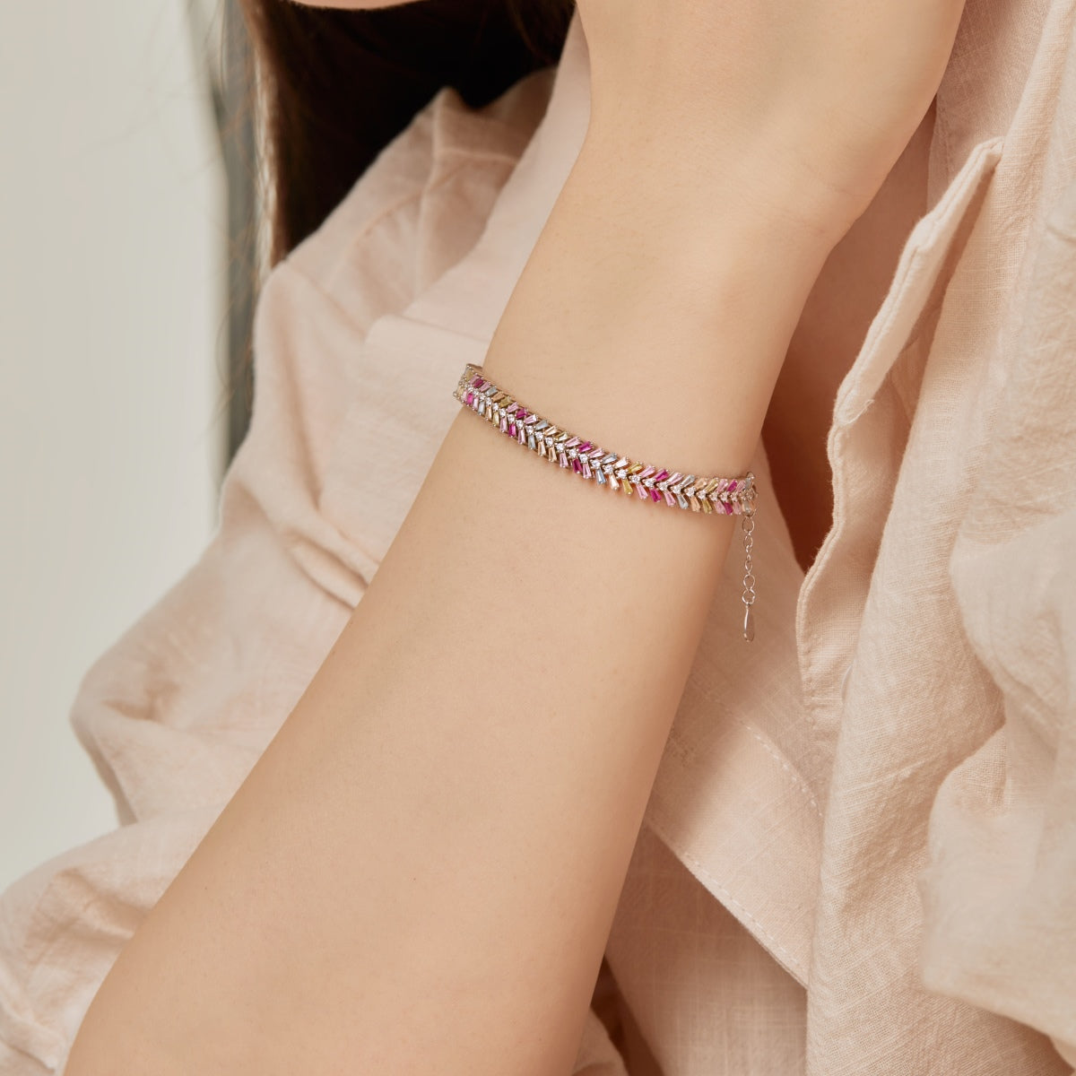 [Violet JW]Dainty Radiant Emerald Cut Daily Bracelet