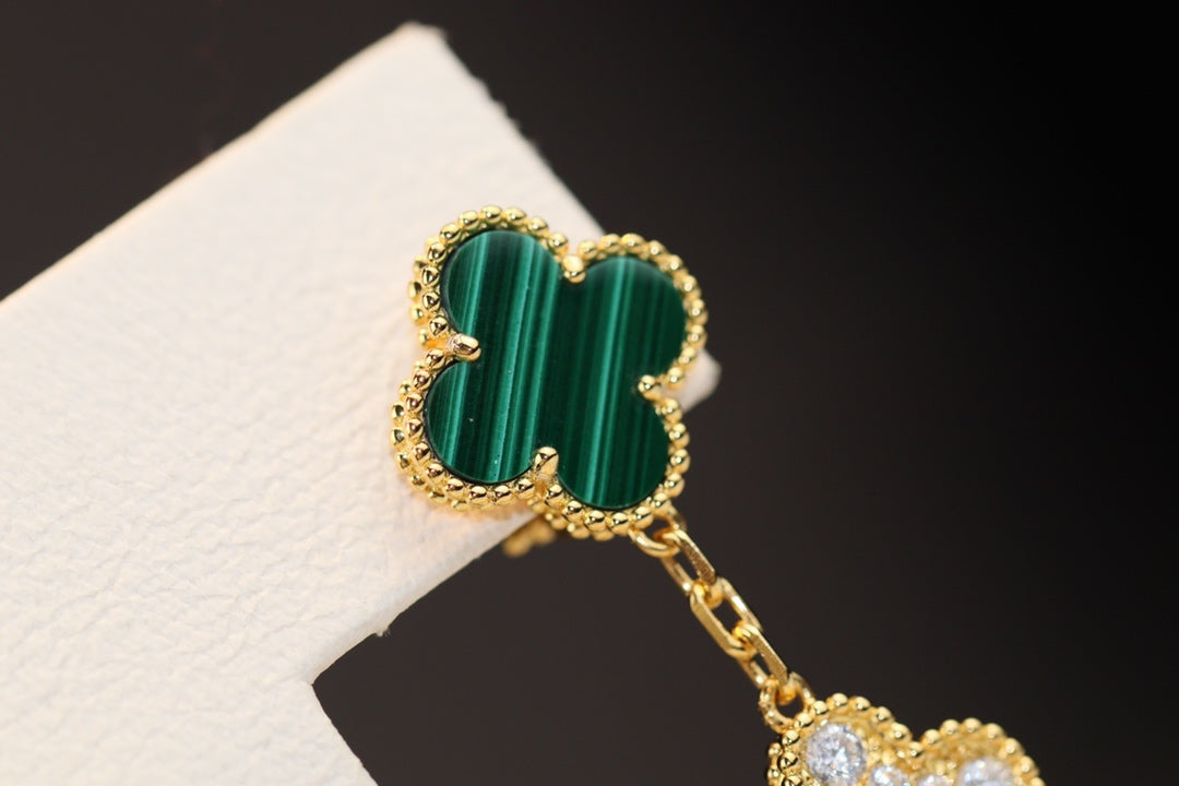 [Violet JW]CLOVER EARRINGS GOLD MALACHITE DIAMOND 3 MOTIF