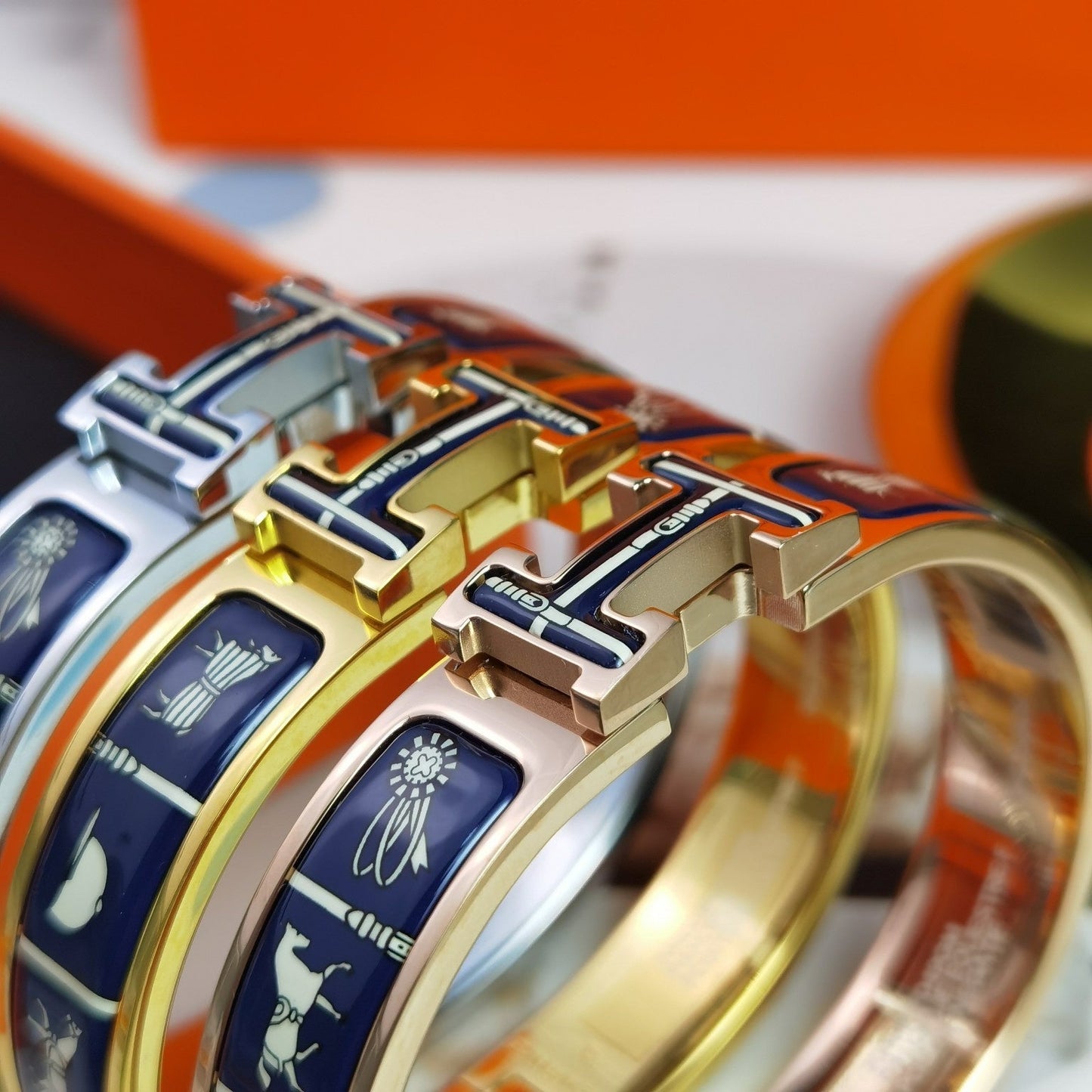 [Violet JW]H COUVERTURES DARK BLUE BRACELET