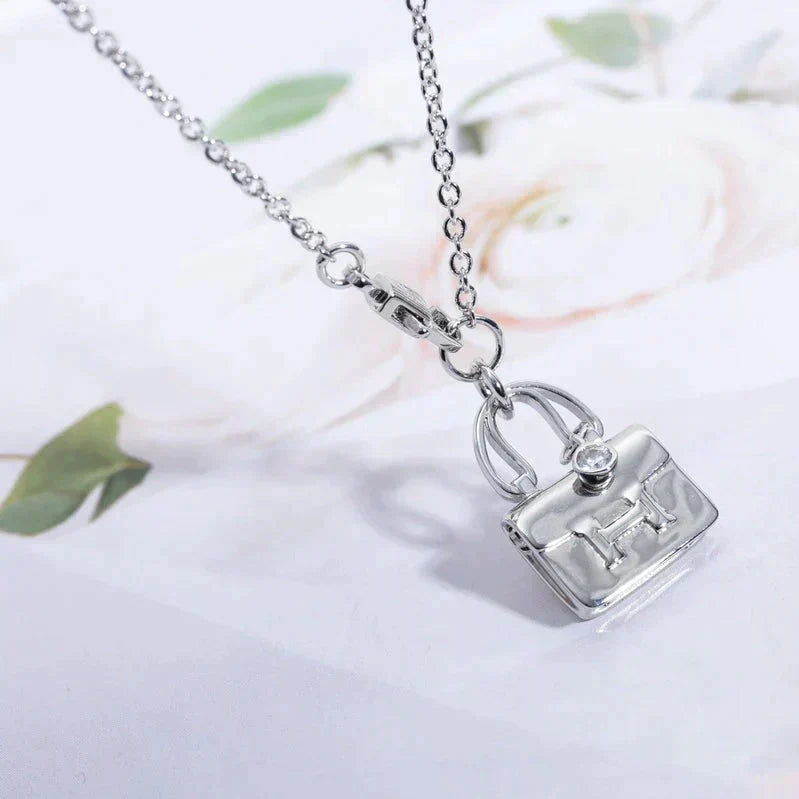 [Violet JW]AMULETTE PEDANT SILVER NECKLACE