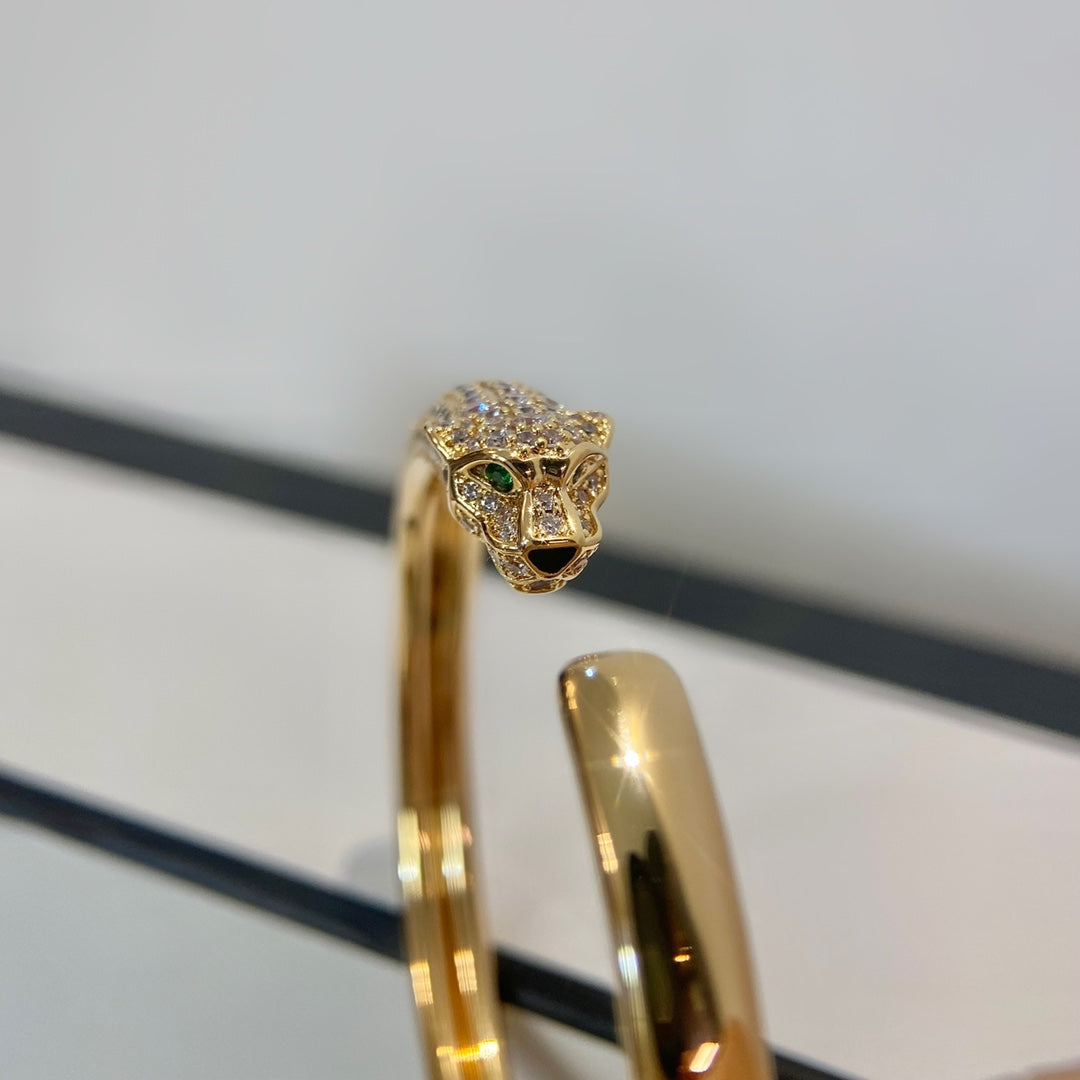 [Violet JW]PANTHERE GOLD DIAMOND OPEN BRACELET