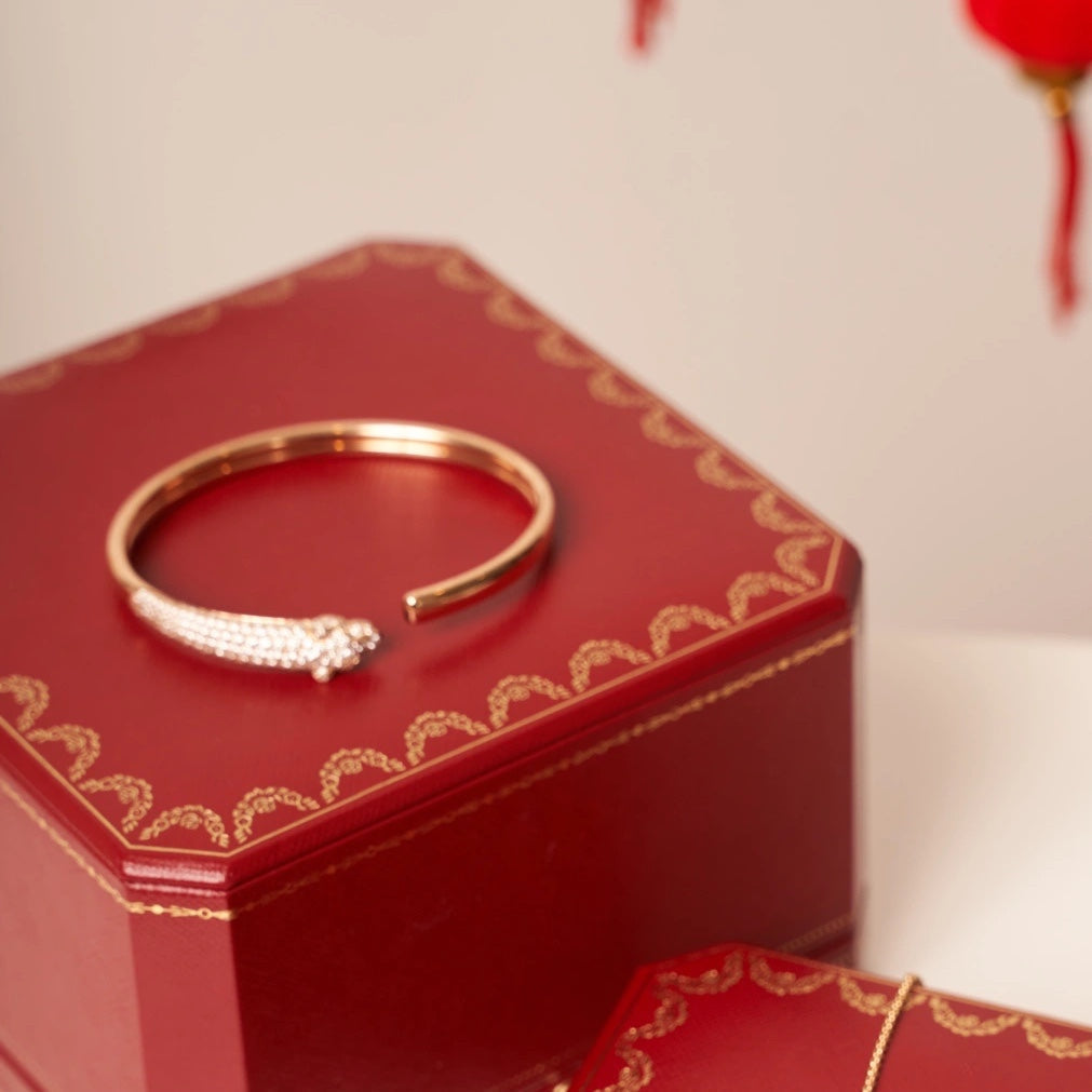 [Baslove] PANTHERE OFFENES ARMBAND AUS ROSÉGOLD MIT DIAMANTEN