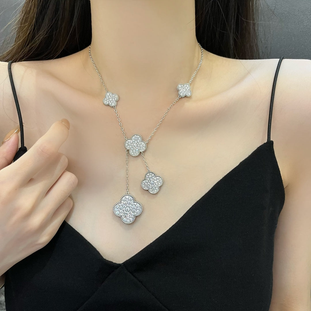 [Violet JW]CLOVER 5 MOTIFS SILVER DIAMONDS NECKLACE
