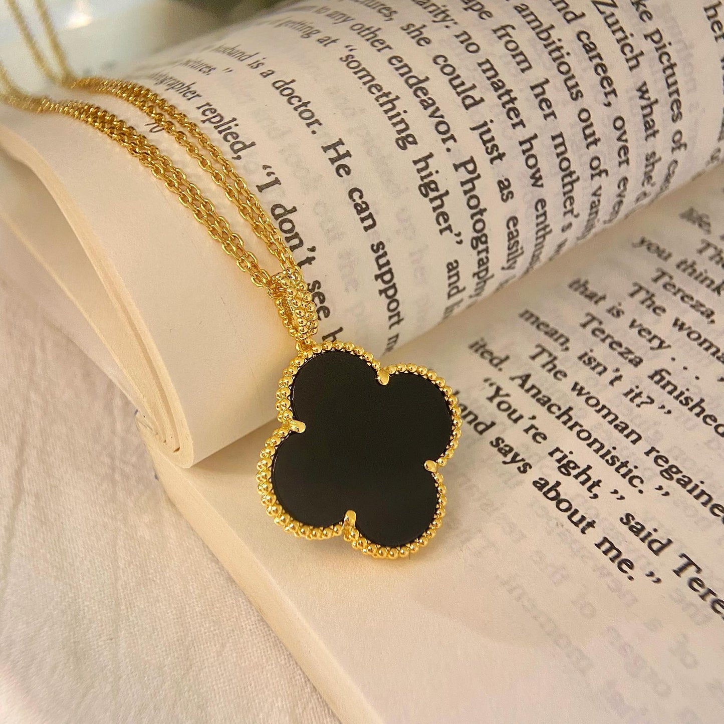 [Violet JW]CLOVER 25MM NECKLACE GOLD ONYX
