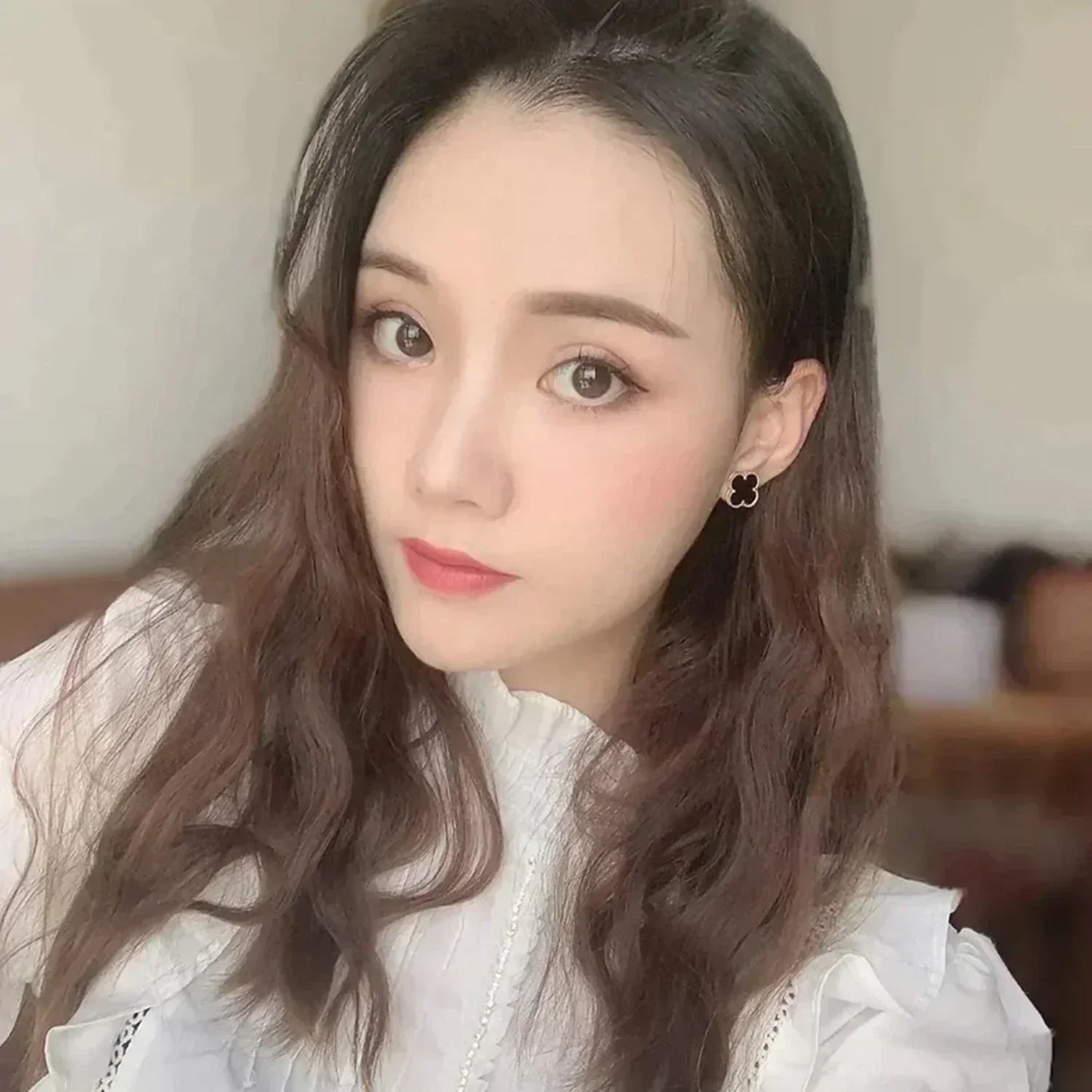 [Baslove]クローバー ミディアム 1モチーフ オニキス スタッドピアス