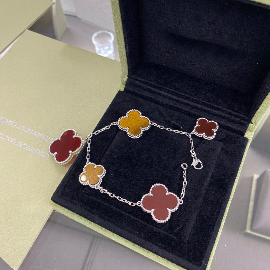 [Violet JW]CLOVER 5 MOTIFS SIVLER CARNELIAN TIGER EYE BRACELET