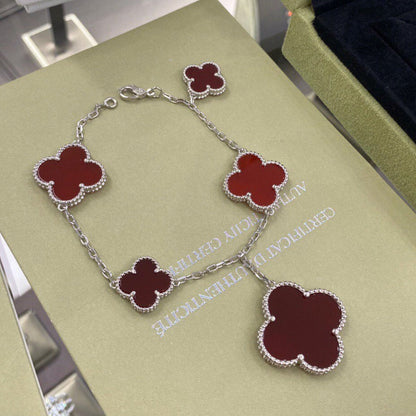 [Violet JW]CLOVER 5 MOTIFS SIVLER CARNELIAN BRACELET