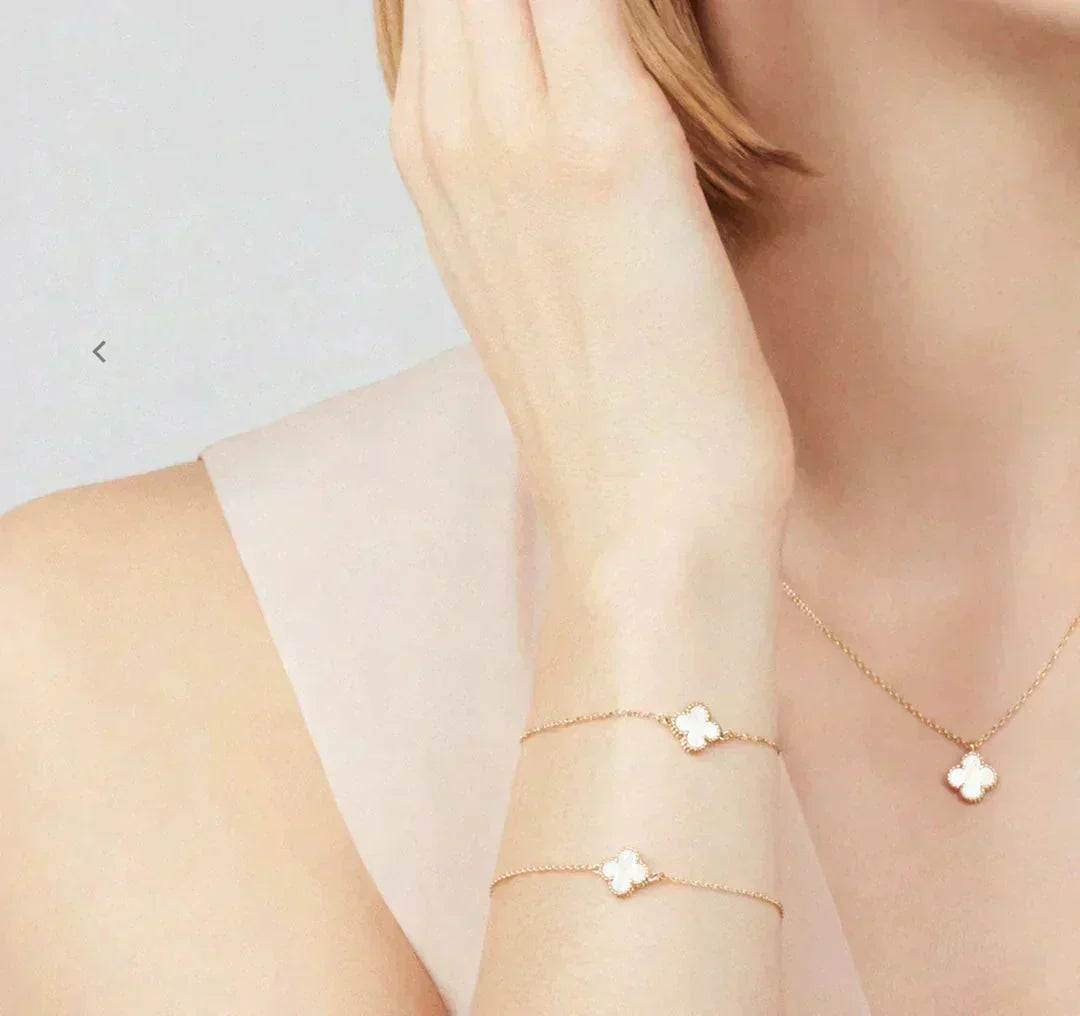 [Baslove]クローバーミニ9.5MMホワイトマザーオブパールネックレス