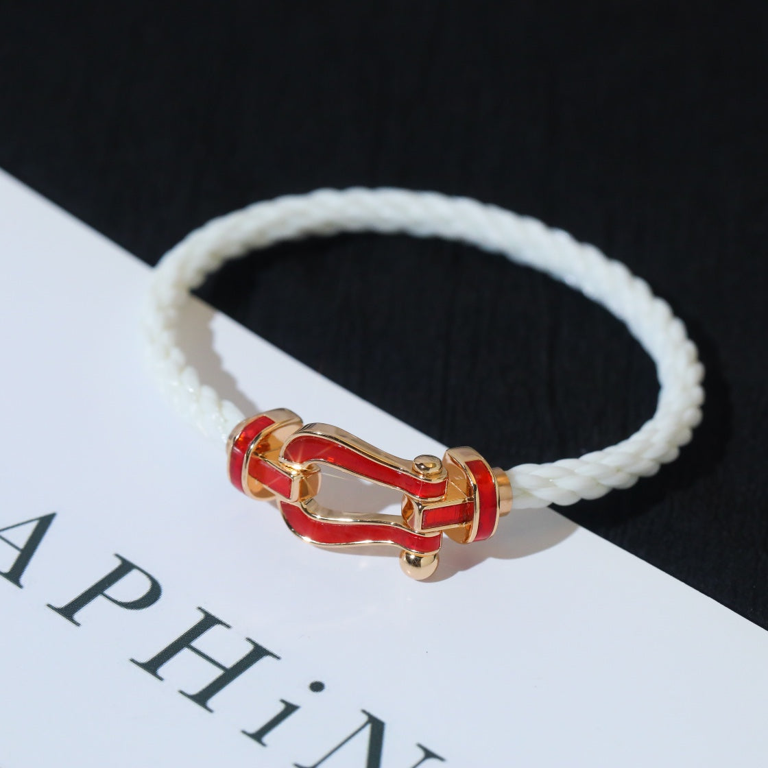 [Baslove]フォース10 ホワイトテキスタイル ダイヤモンドパヴェ