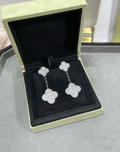 [Violet JW]CLOVER 2 MOTIFS DIAMOND PAVED SILVER EARRINGS