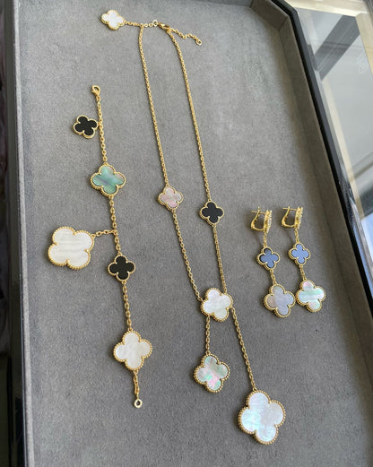 [Violet JW]CLOVER 3 MOTIF MOP ONYX DARK MOP PINK GOLD EARRINGS