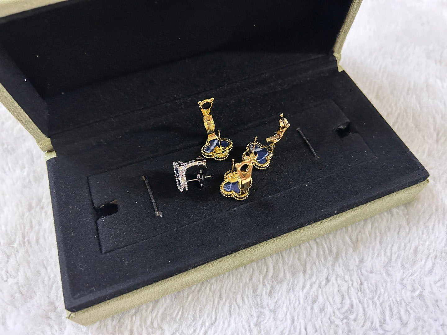 [Baslove]クローバー ピーターサイト ミディアム スタッド ピアス