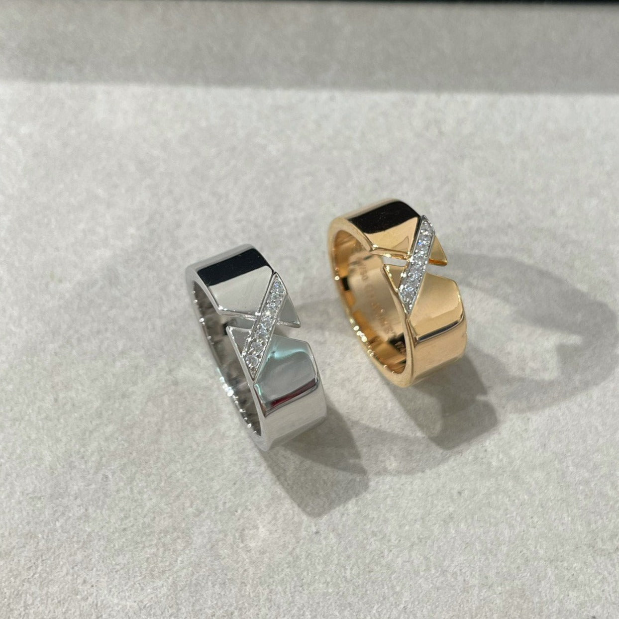 [Baslove]LIENS EVIDENCE DIAMOND RING