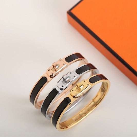 [Baslove]HM KELLY SCHWARZES ARMBAND