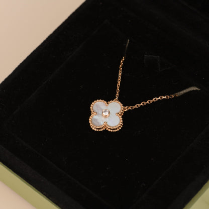 [Violet JW]CLOVER 15MM DIAMOND WHITE FRITILLARIA NECKLACE