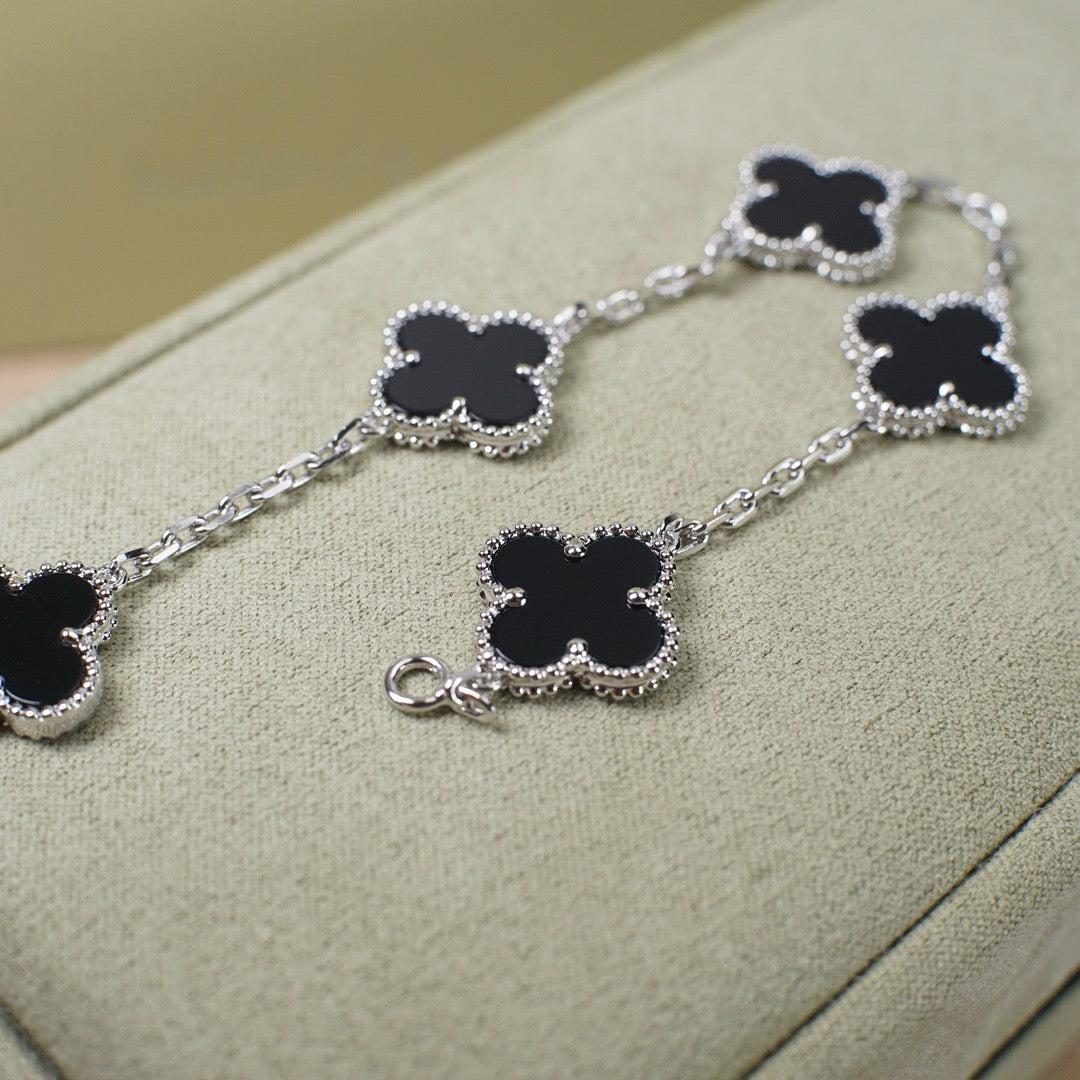 [Violet JW]CLOVER 5 MOTIF ONYXS  BRACELET SILVER
