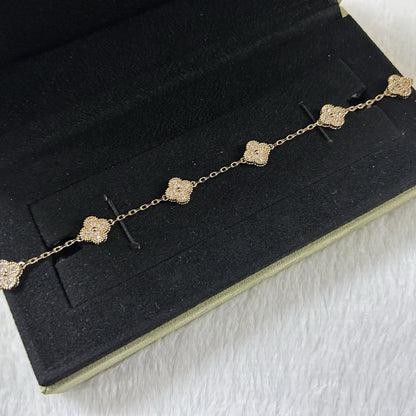 [Violet JW]CLOVER 6 MOTIF DIAMOND BRACELET
