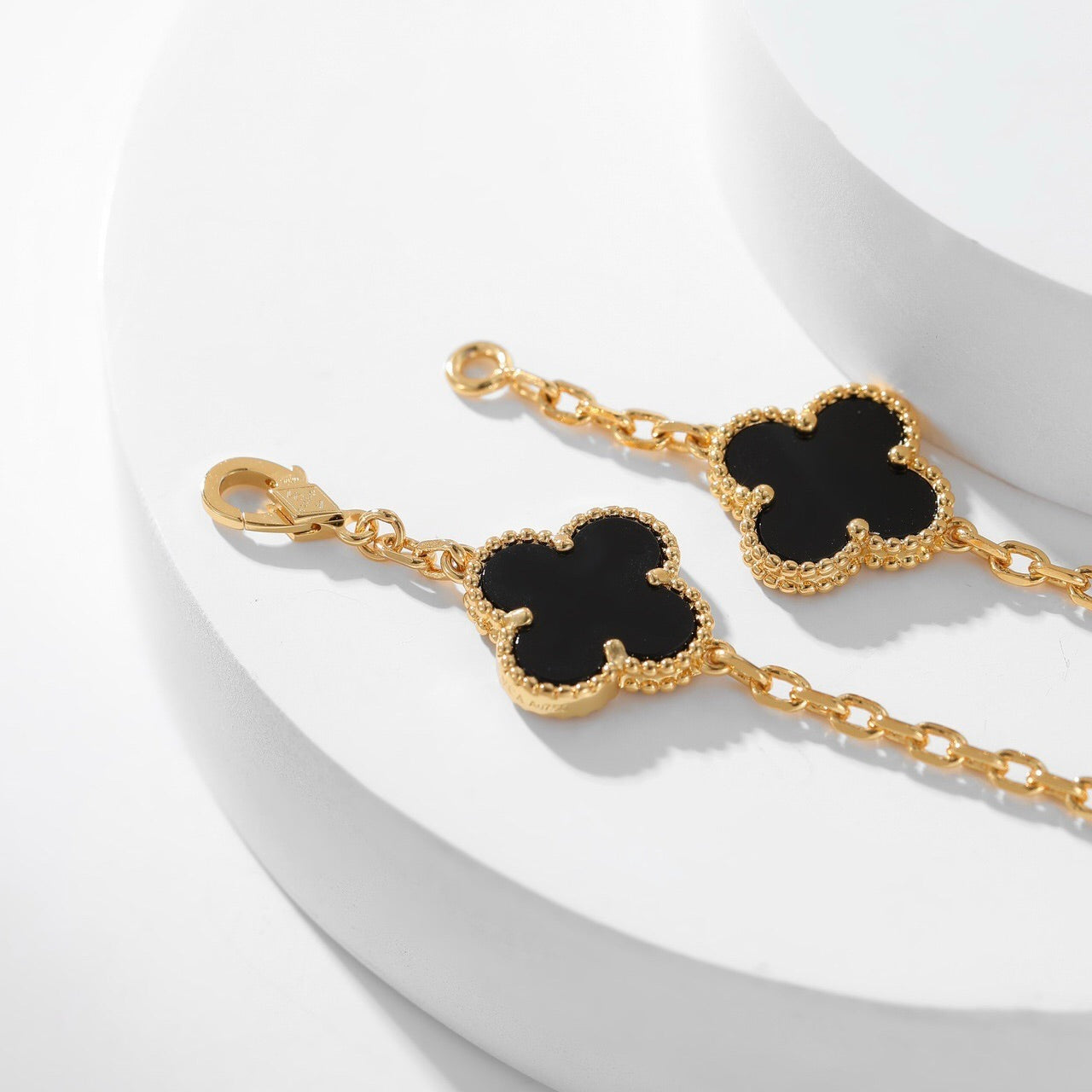[Violet JW]CLOVER 10 MOTIFS ONYX NECKLACE