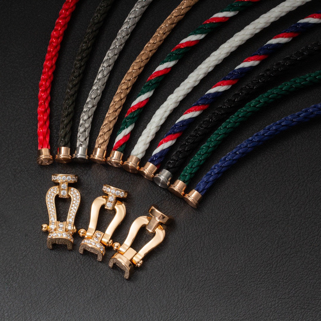 [Baslove]フォース ラージホースシューハーフダイヤモンドブレスレット シルバー