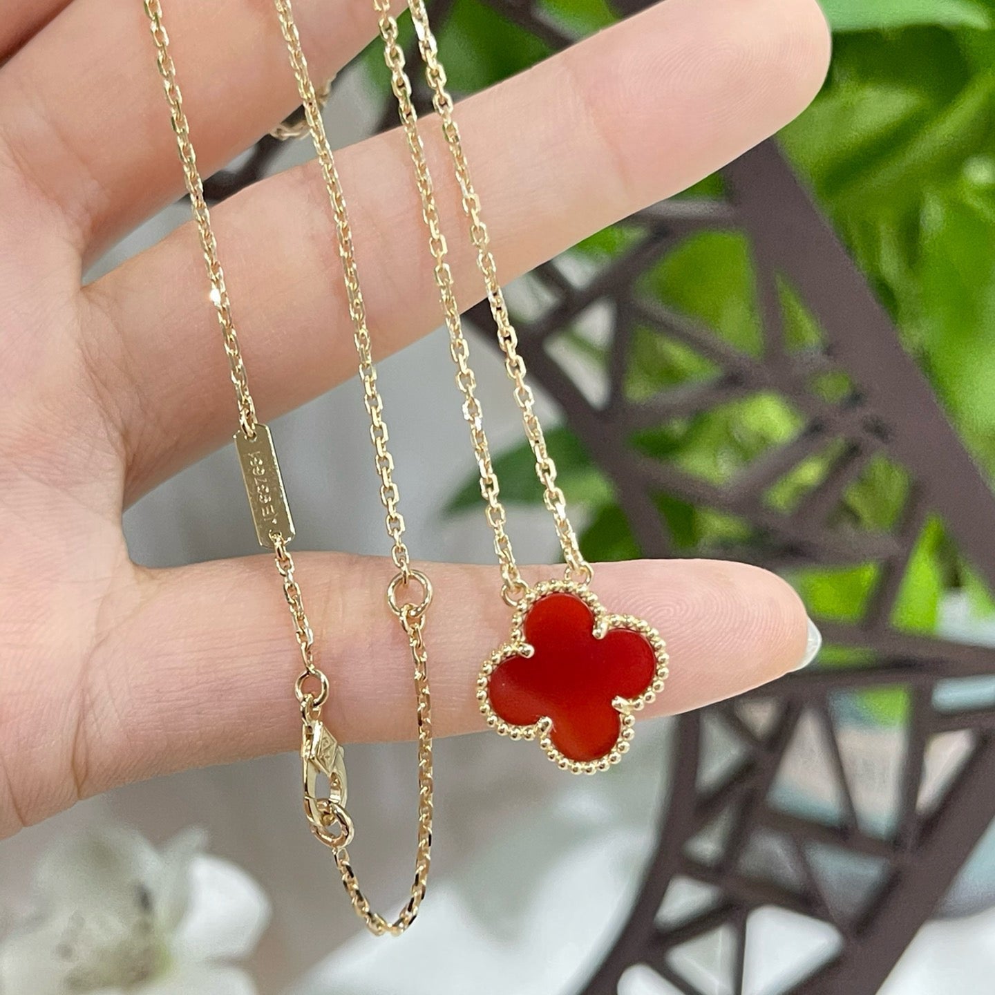 [Violet JW]CLOVER 15MM CARNELIAN SINGLE FLOWER NECKLACE