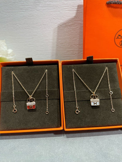 [Baslove]HM CIRCE モアッサナイト ペンダントネックレス ゴールド