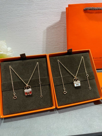 [Baslove]HM CIRCE モアッサナイト ペンダントネックレス ゴールド